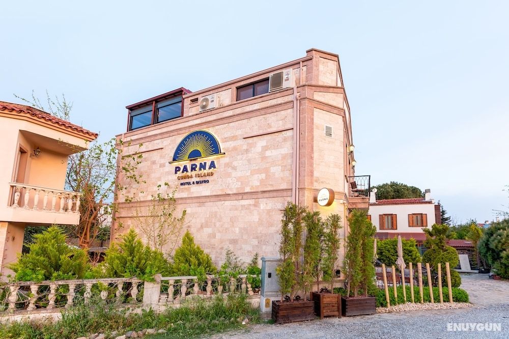 Parna Hotel 3