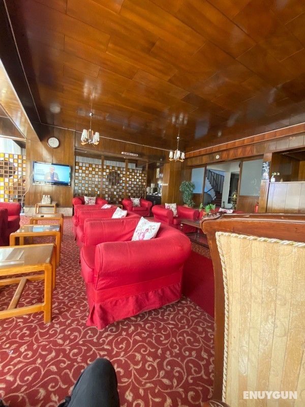The Rose Otel 5