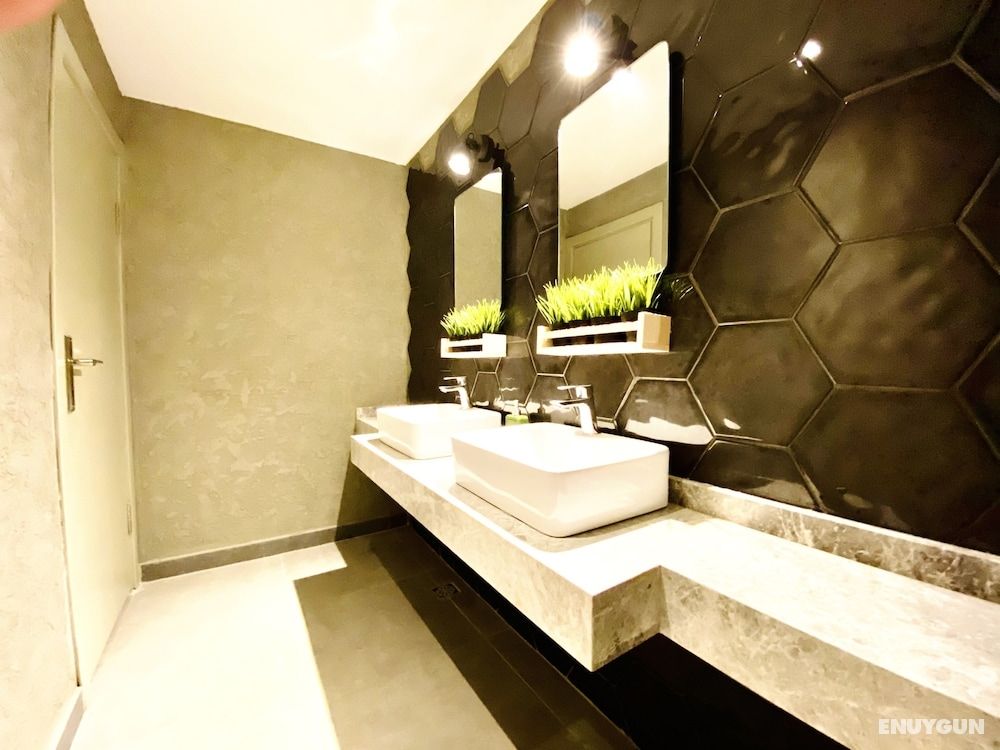 Royal City Hotel 5