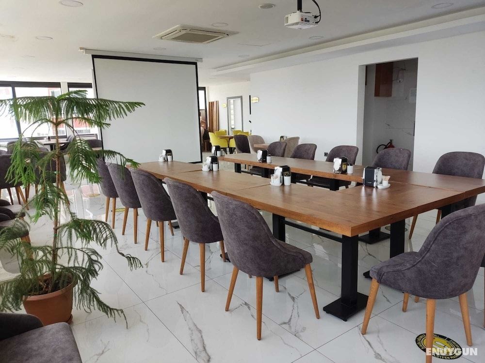 Samsun Mes Hotel & Spa 4