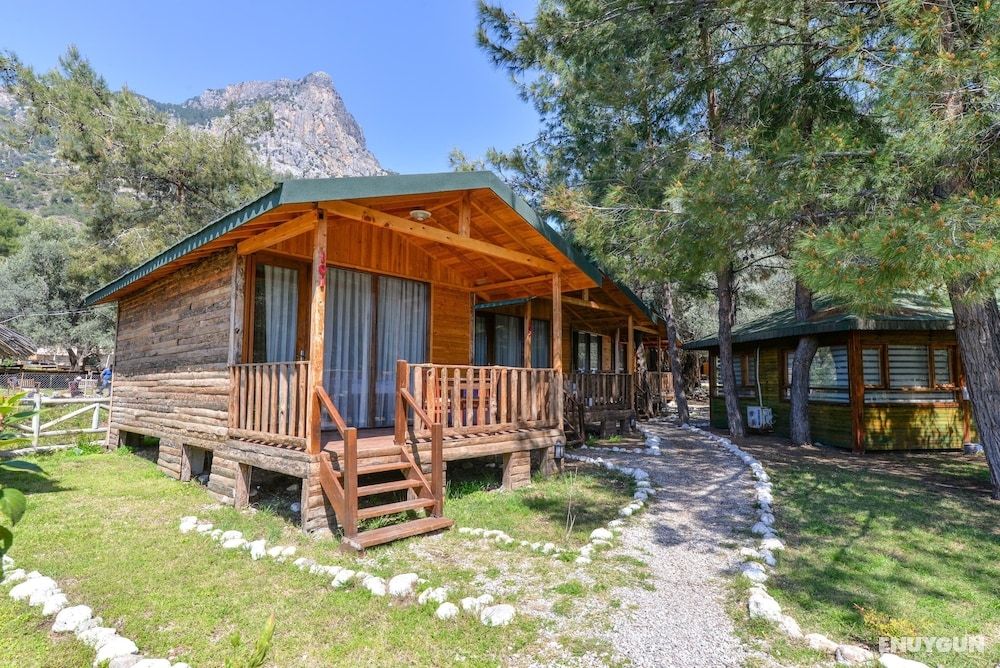 Sea Valley Lodge 2
