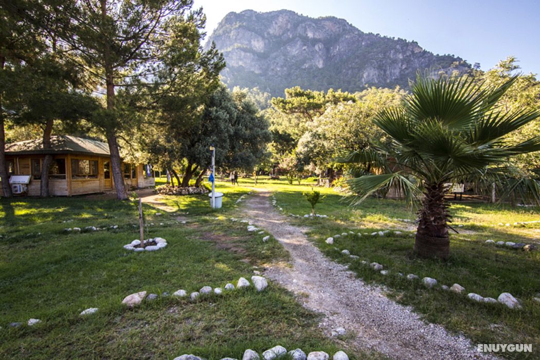 Sea Valley Lodge 5