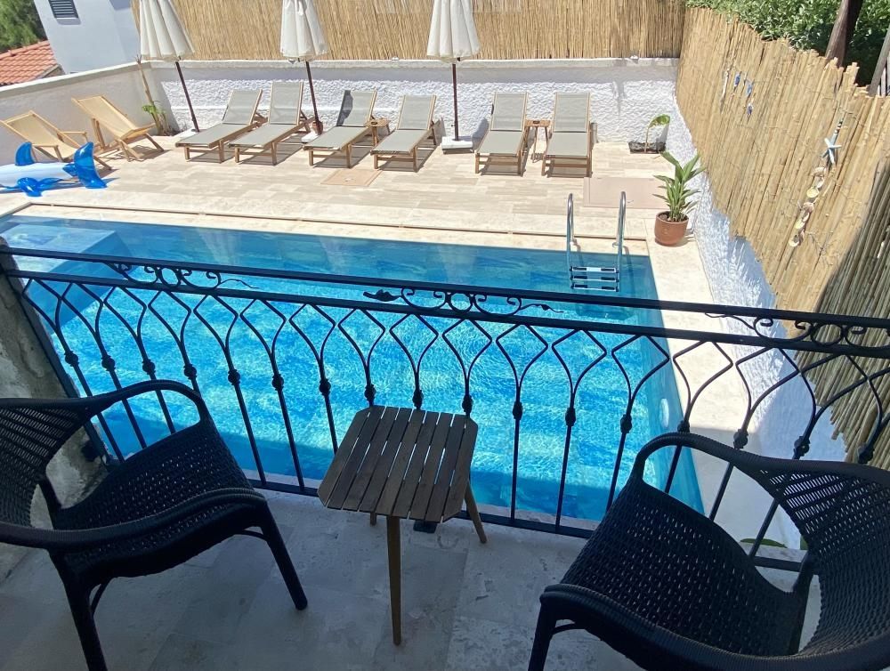 Serez Alaçatı by La Mira 5