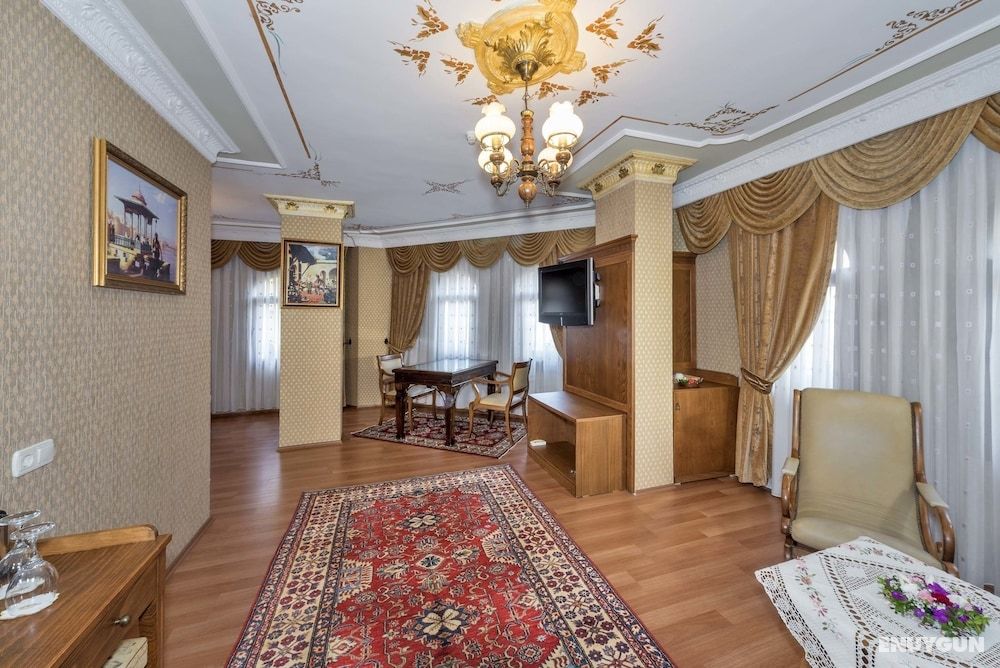 Seven Hills Hotel 3