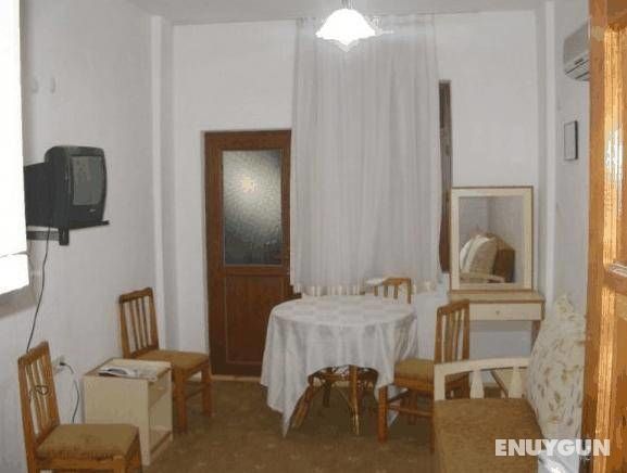 Suzanne Hotel 2
