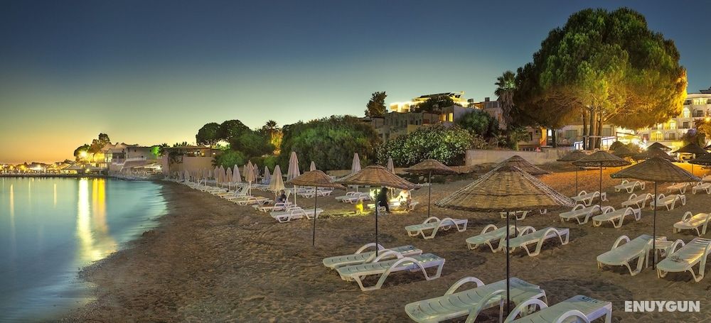 Temple Beach Hotel 2