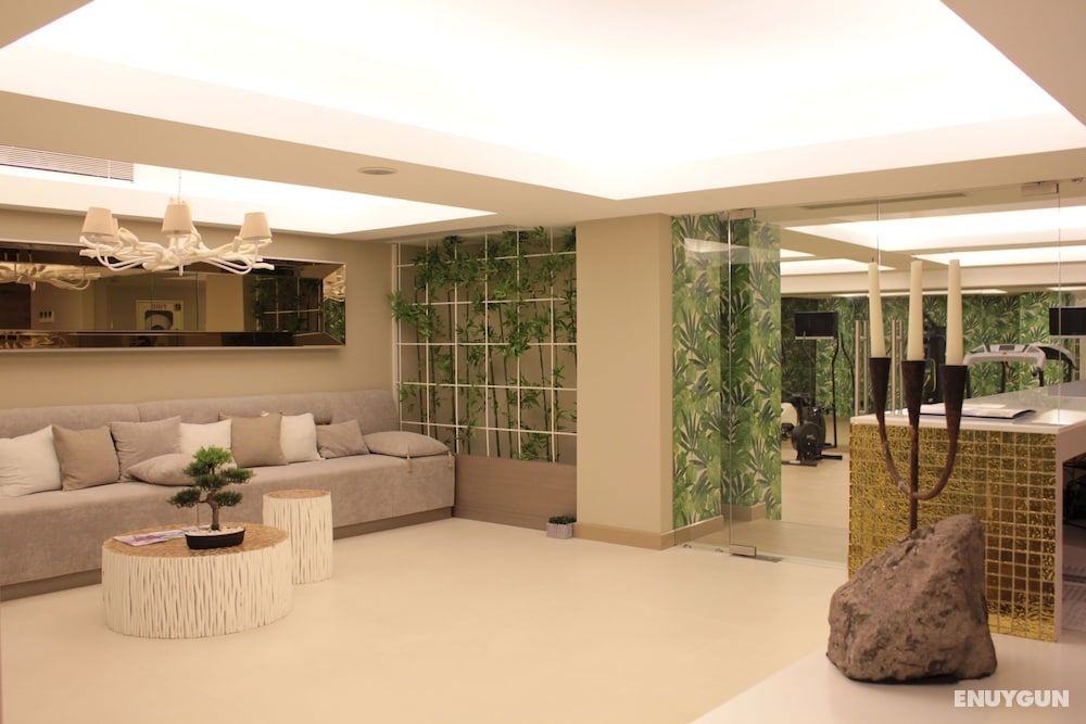 Tiara Thermal & Spa Hotel 5