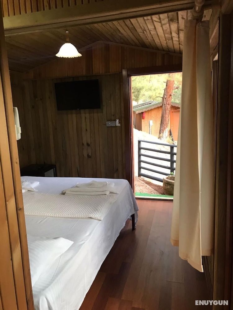 Tree Houses 3