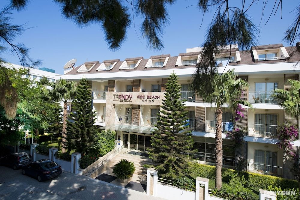 Trendy Side Beach 5