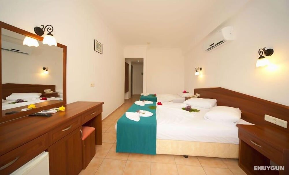 White Hotel 4