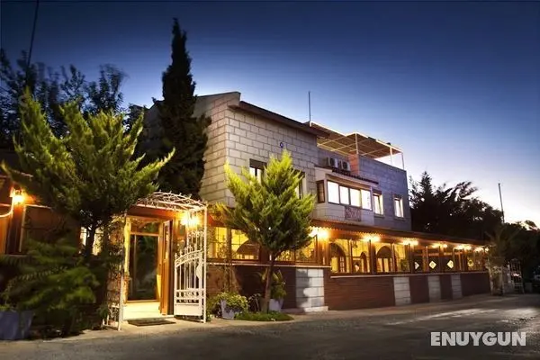 Antik Motel