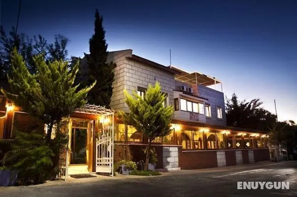 Antik Motel