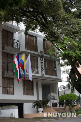 Aparthotel Cañaveralejo Genel
