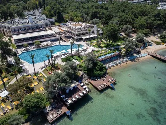 DoubleTree by Hilton Bodrum Işıl Club Ultra All Inclusive Resort