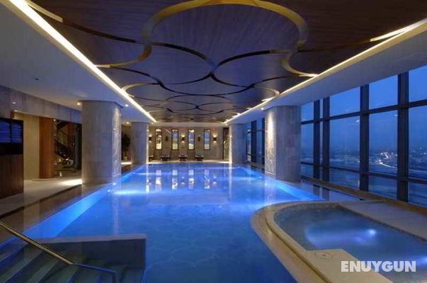 Hilton Bursa Convention Center & Spa Havuz