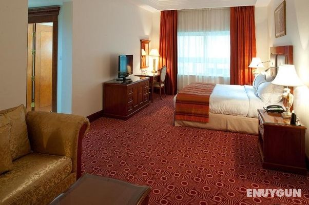 Holiday Inn Bur Dubai - Embassy District Oda
