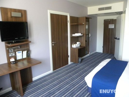 Holiday Inn Express Colchester Genel