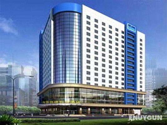 Holiday Inn Express Dalian City Center Genel