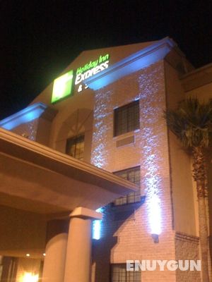 Holiday Inn Express & Suites Alice Genel