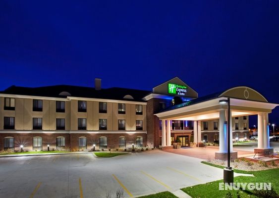 Holiday Inn Express Hotel & Suites East Lansing Genel