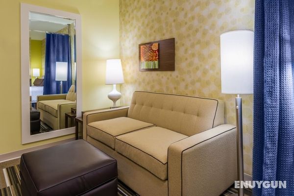 Home2 Suites by Hilton Buffalo Airport Genel