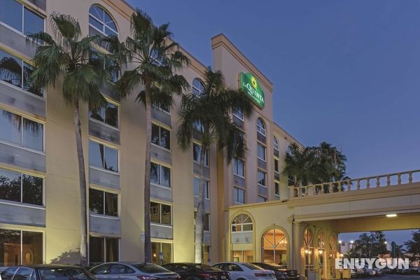La Quinta Inn & Suites West Palm Beach Airport Genel