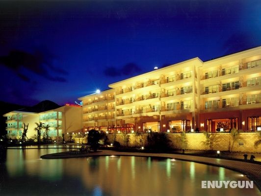 Landscape Beach Hotel Sanya Genel