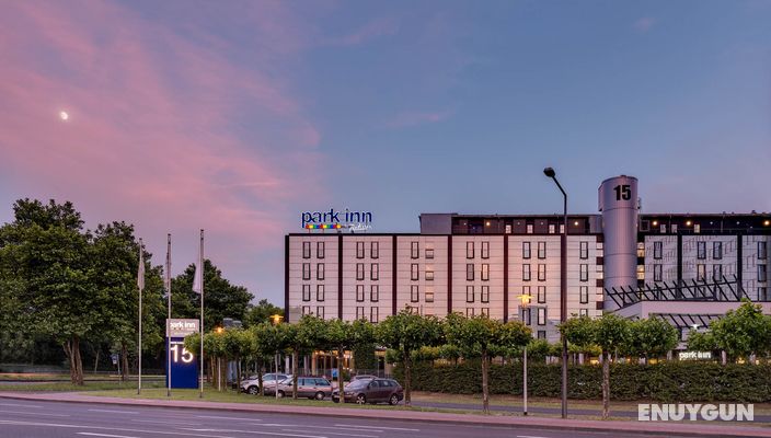 Park Inn by Radisson Köln City West Genel