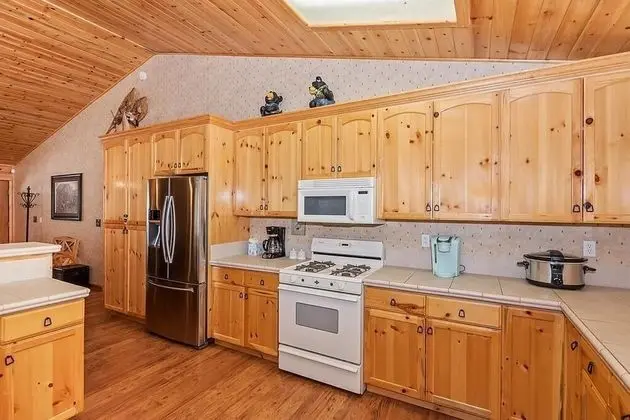 007 - The Log Cabin Getaway - Mutfak