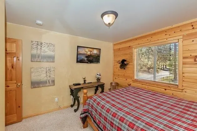 007 - The Log Cabin Getaway - Oda