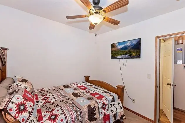030 - Cozy Chic Mountain Cottage - Oda