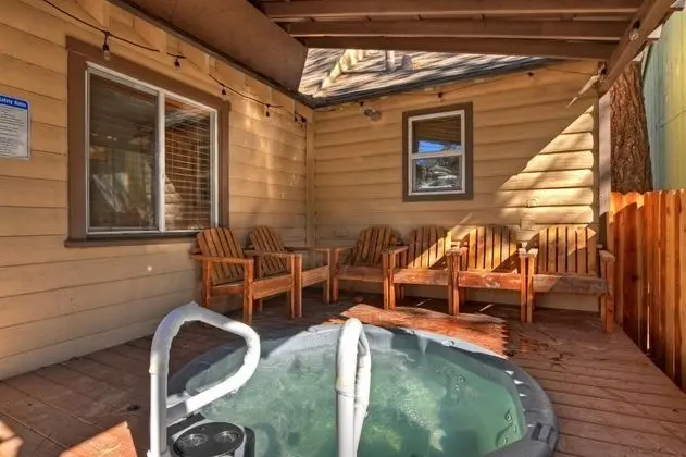 030 - Cozy Chic Mountain Cottage - Spa