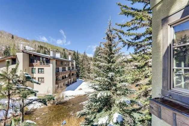 1-#28 One Willow Bridge 3BD