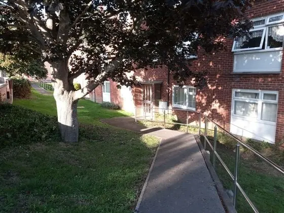 1-bed Apartment in Bridport Great Location