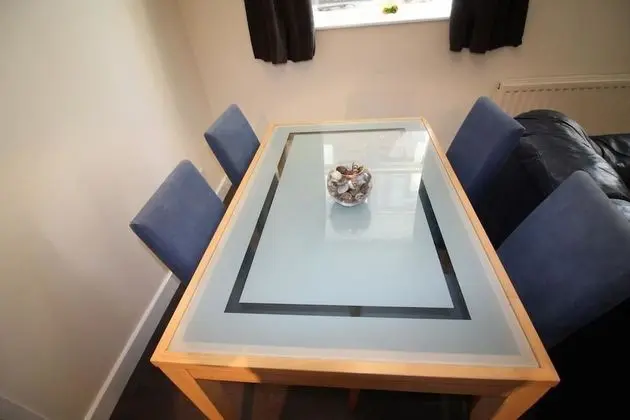 1 Bed Apartment - Oda Düzeni
