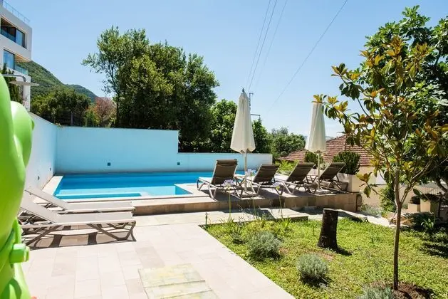 1 bed Large Apartment Pool IVY House Montenegro - Havuz