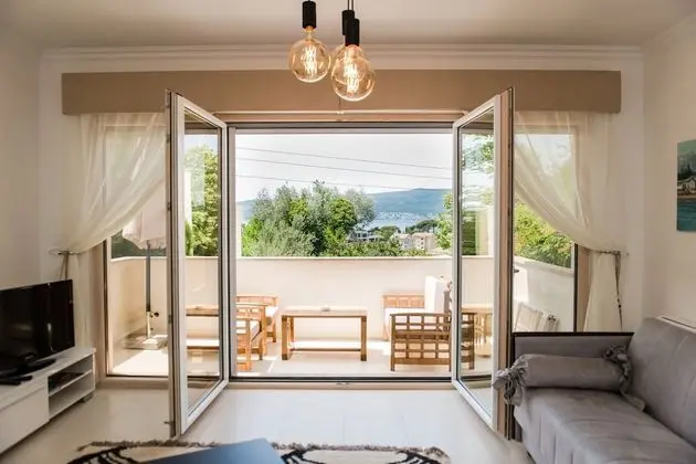1 bed Large Apartment Pool IVY House Montenegro - Öne Çıkan Resim