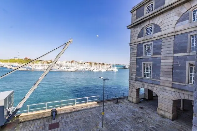 1 Bed- Pureserviced 42 Brewhouse