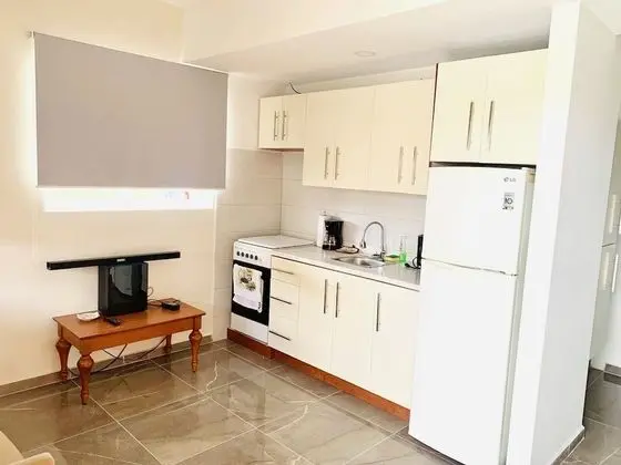 1-bed Self Contained Apartment in Noord With Pool