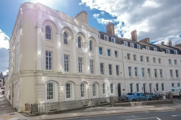 1 Bed- The Windsor Suite