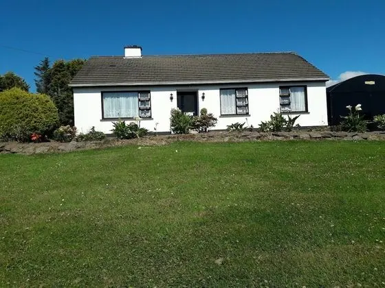 1 Bedroom In A Homely Home With A Lovely Farm