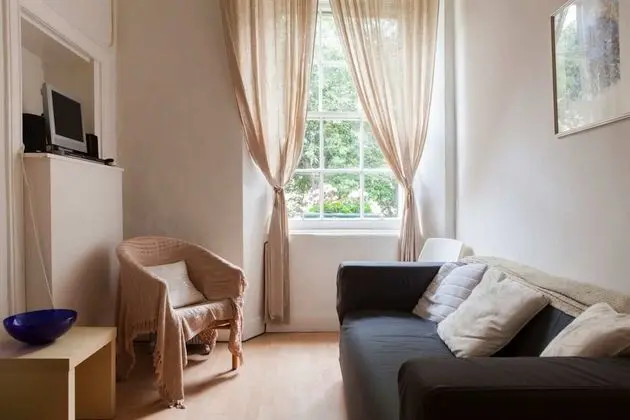 1 Bedroom Apartment on Charming St Stephen Street