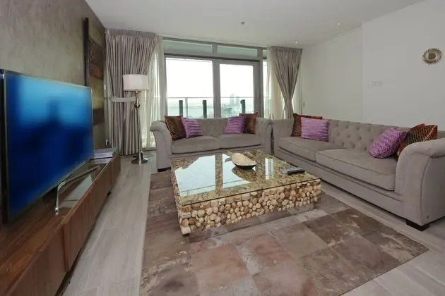 1 Bedroom Apartment in D1 Tower - Oda Düzeni