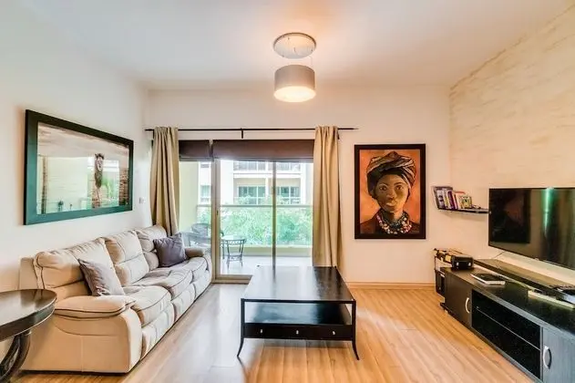 1 Bedroom Apartment Greens