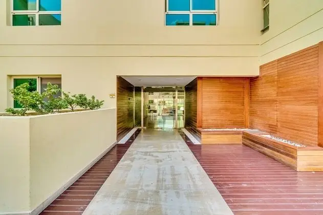 1 Bedroom Apartment Greens - Lobi
