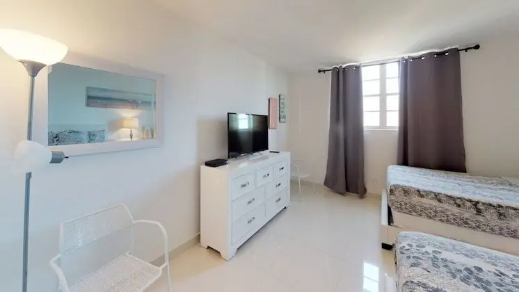 1 Bedroom Bay View Or724 - Oda
