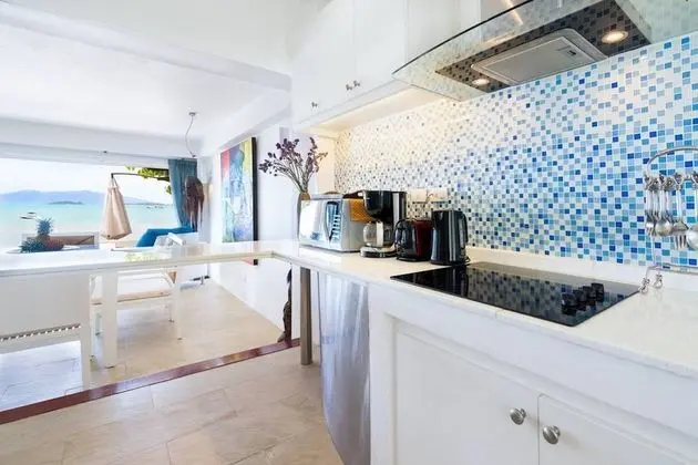 1 Bedroom Beach Front Villa Bangrak - Mutfak
