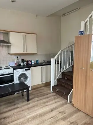 1 Bedroom Flat - Milligan Road - Mutfak