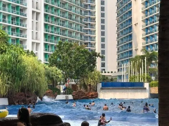 1 Bedroom High end Condominium Flat Staycation - Havuz