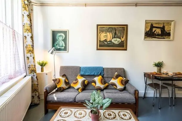 1 Bedroom House With an Edge in King Cross